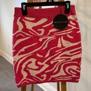 White Fox Pink and White Mini Knit Skirt, Size M